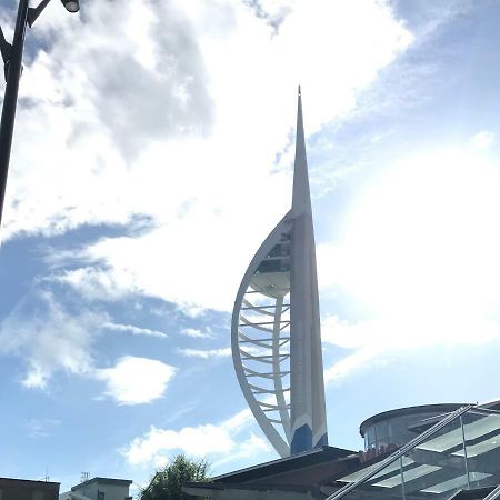Gunwharf Quays Holiday Homes بورتسماوث المظهر الخارجي الصورة